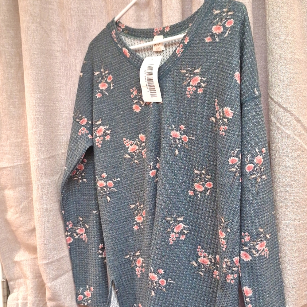 Women's Floral Top